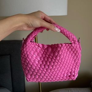 Vegan Astrid bag in hot pink